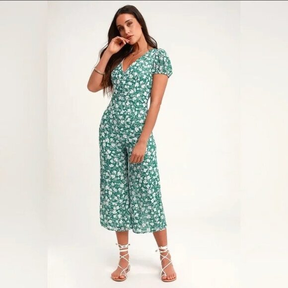 Lulu's Gracious Gardens Green Floral Print Culotte Jumpsuit Size XS - Picture 1 of 9